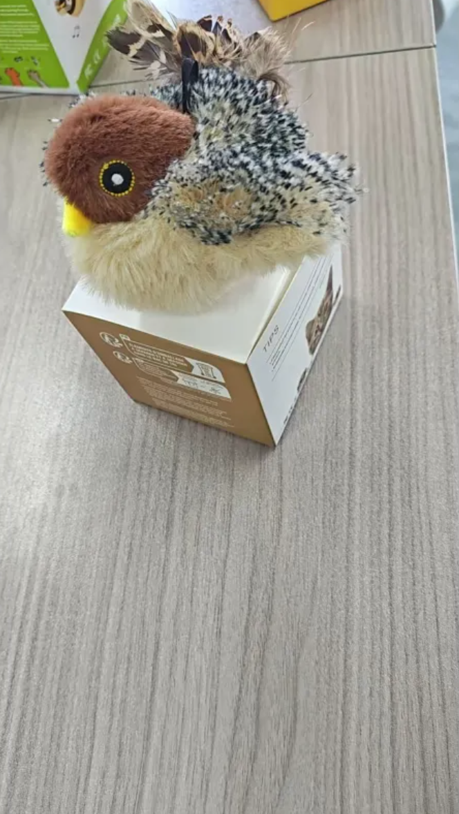 ぬいぐるみ鳥のおもちゃ